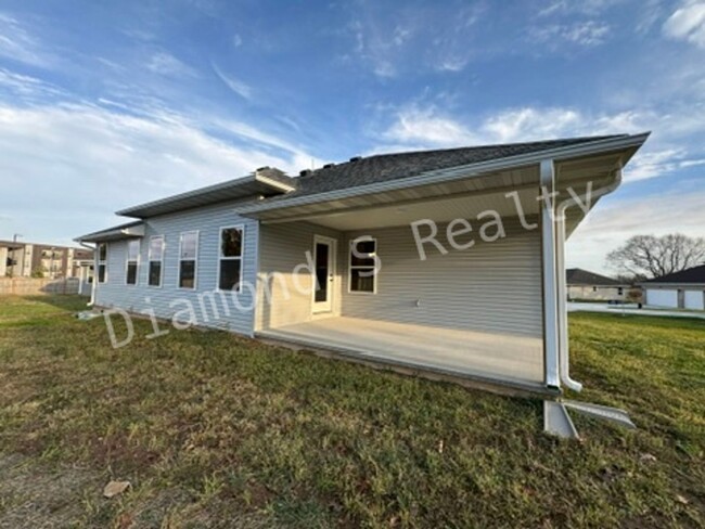 Building Photo - New Morelock Built 3 Bedroom Home Availabl...