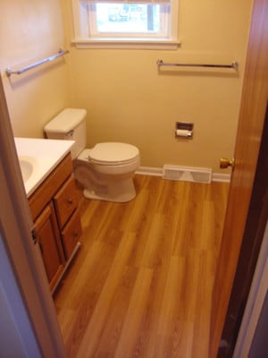 Bathroom - 415 Oak Dr