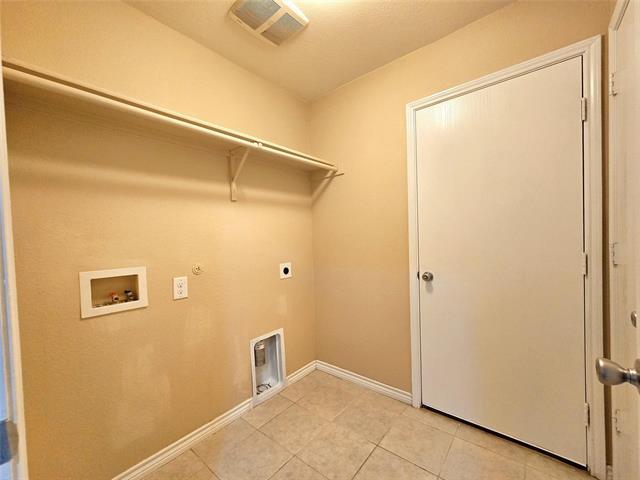 Building Photo - 14822 Magnolia Ln