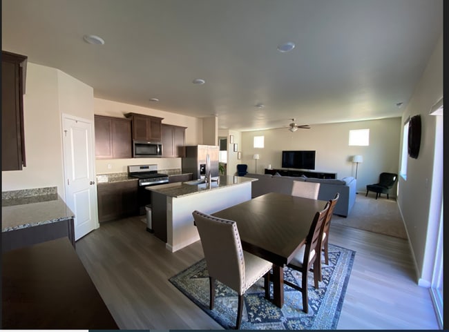 Building Photo - Modern & Spacious 5-Bedroom Home in Desirable Sultan Community