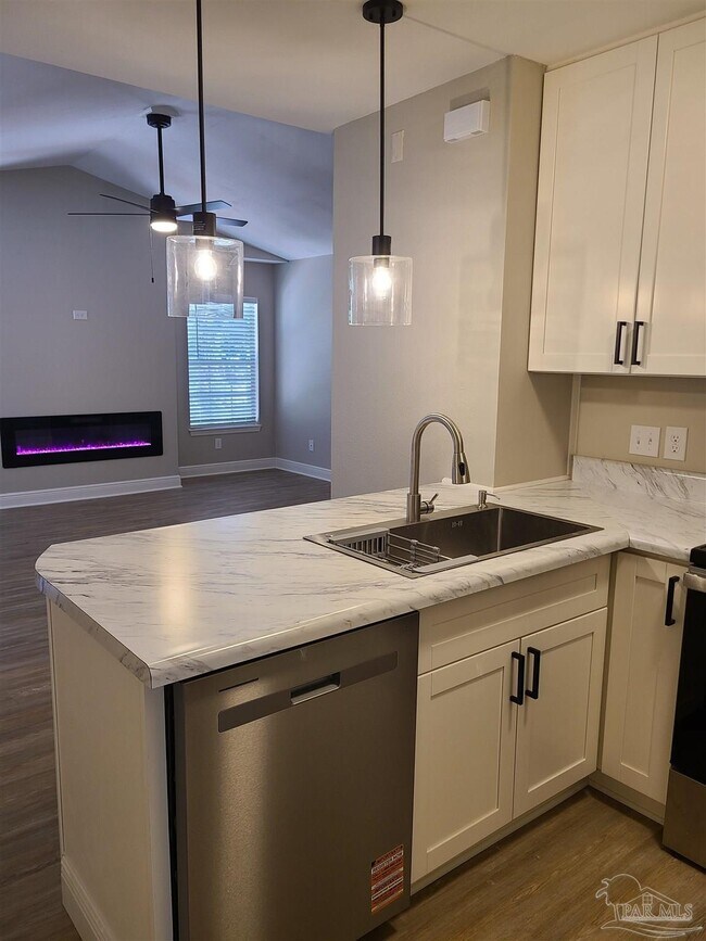 Building Photo - 501 E Burgess Rd