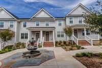 Building Photo - 14 Alderly Way
