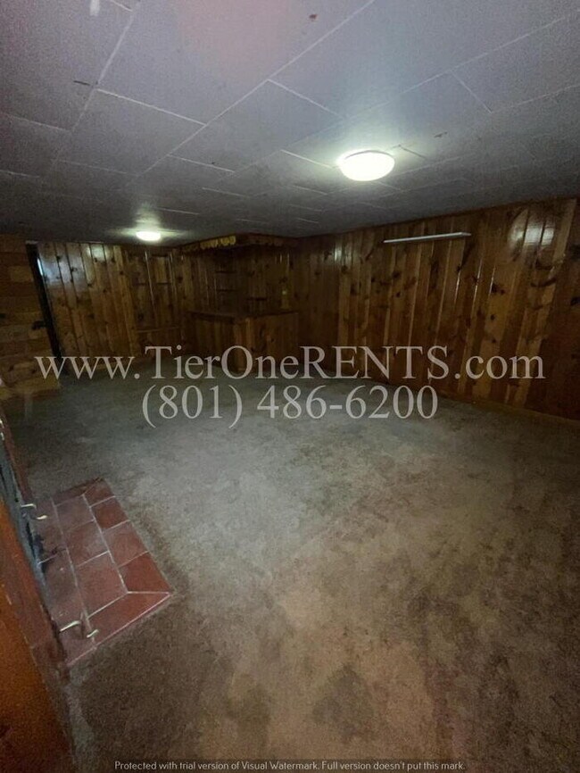 Building Photo - This property offers a NO DEPOSIT option a...