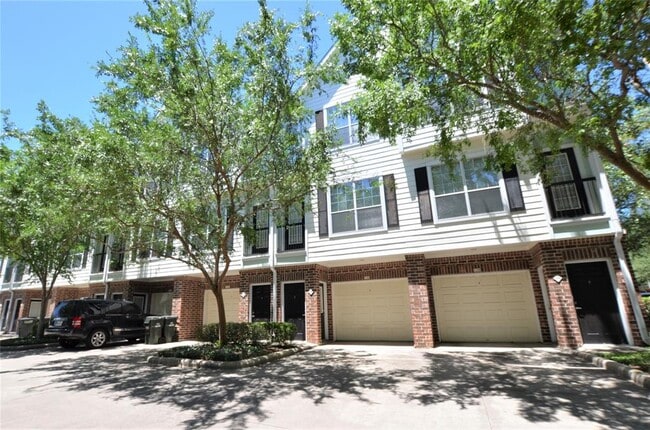 Primary Photo - 9200 Westheimer Rd
