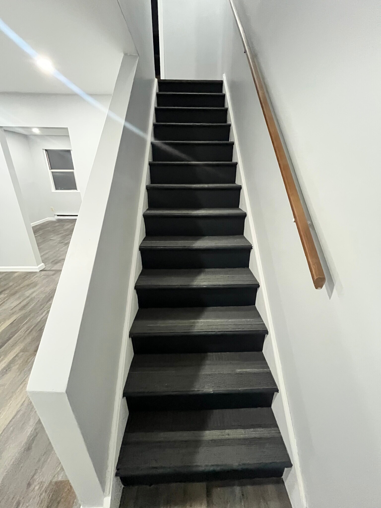 Building Photo - 11 Limerick Dr E