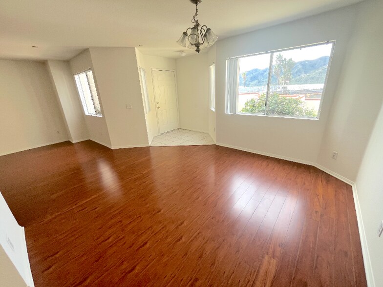 Building Photo - 3119 Foothill Blvd