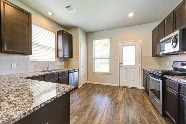 Building Photo - 3566 Paganini Pl