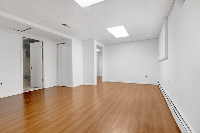 Building Photo - 9700 Georgetown Pike