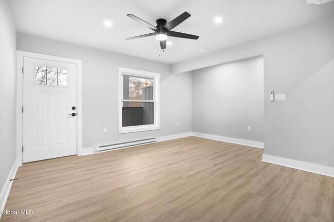 Building Photo - 103 E High St