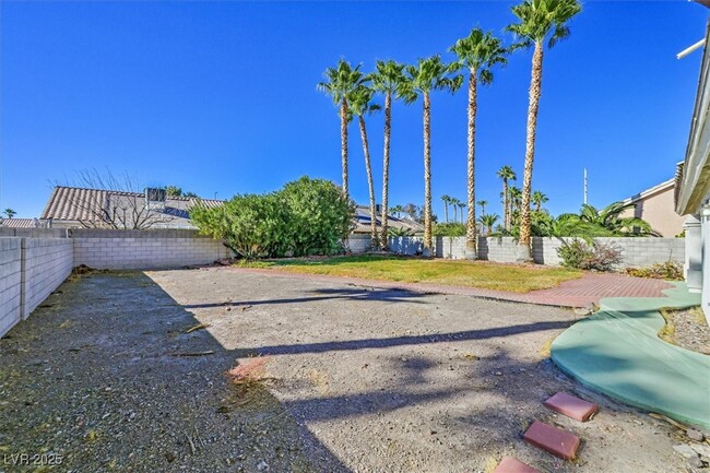 Building Photo - 4533 Bescano Dr