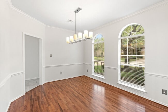 Building Photo - 2122 Hill Canyon Ct