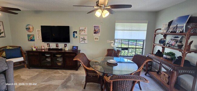 Building Photo - 9595 Halyards Ct