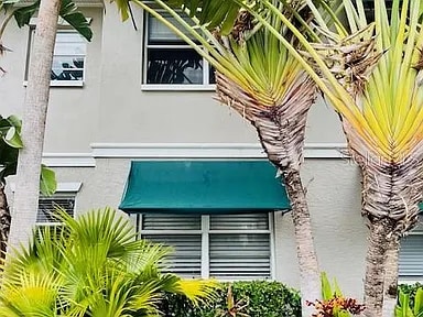 Building Photo - 212 S Church Ave