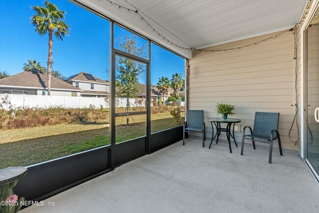 Building Photo - 1861 Amberly Dr