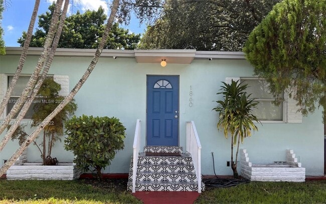 Primary Photo - 1860 NW 52nd St