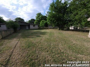 Building Photo - 1210 Hillcrest Dr