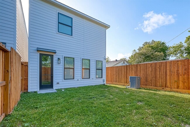 Building Photo - 4101 Edison St