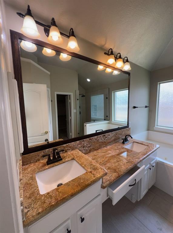 Building Photo - 24802 Jillian Way Ct