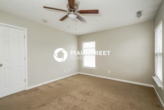 Building Photo - 3 Bedroom Pet-Friendly Home in Indianapoli...