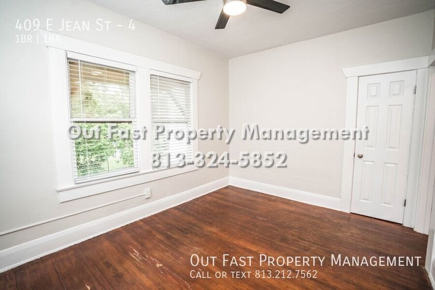 Building Photo - 409 E Jean St