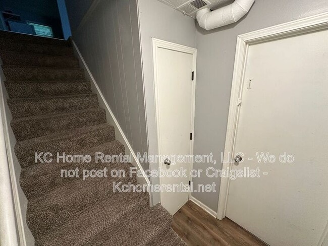 Building Photo - 3028 N 71 St