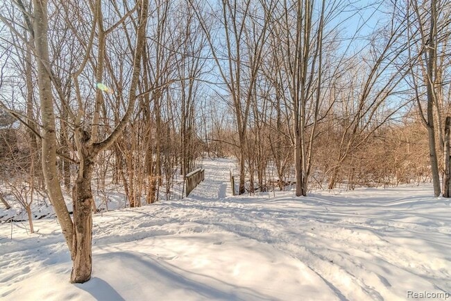 Building Photo - 39696 Rockcrest Ln