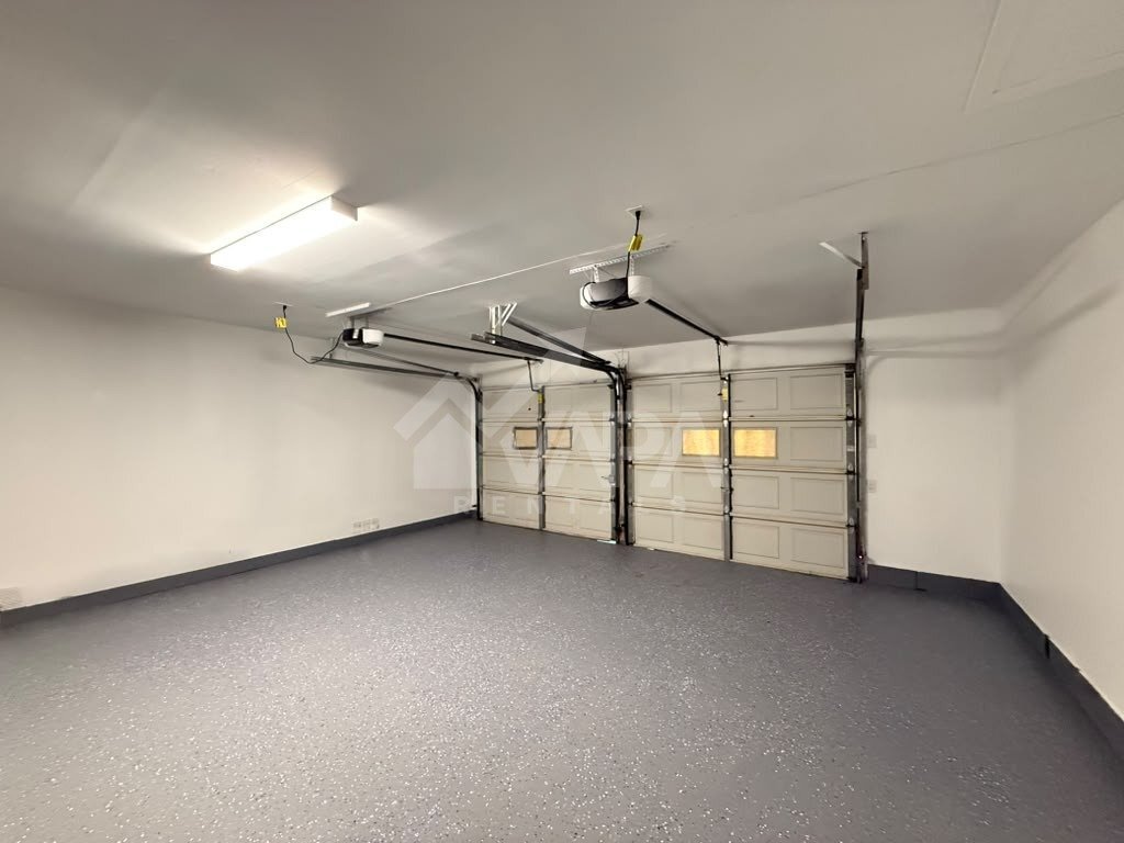 Building Photo - 4126 Valleyfield Dr