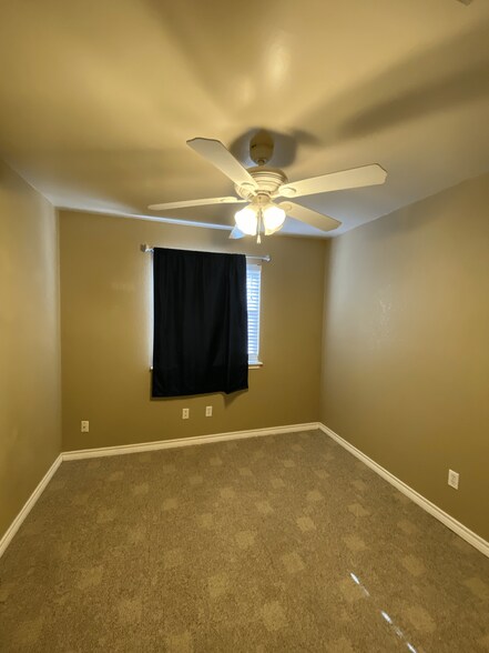 Bedroom 2 - 11611 Fruitwood Pl