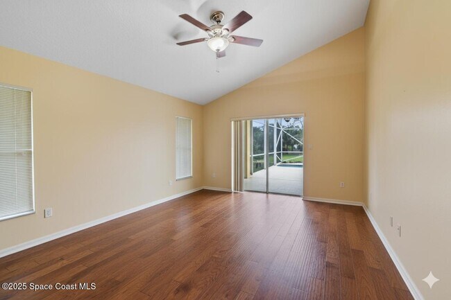 Building Photo - 137 Martesia Way
