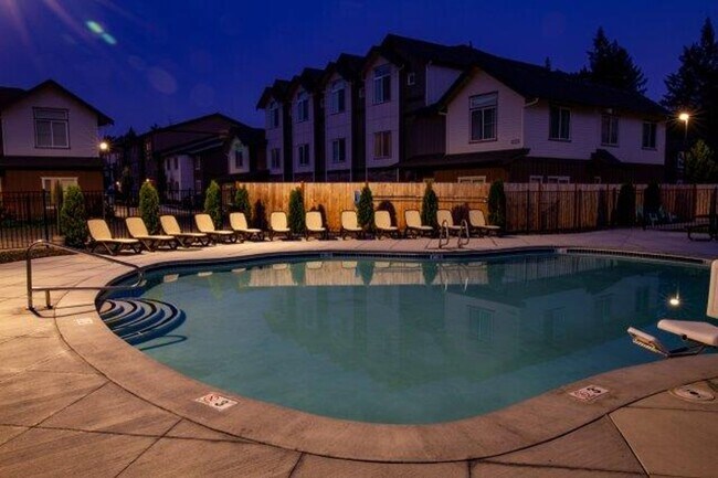 Building Photo - Now Leasing: Spacious 3 Bed, 2.5 Bath Townhome in Tumwater, WA