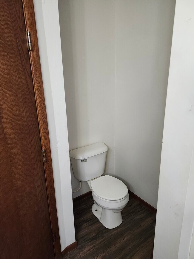 Building Photo - 1014 Sawyer Dr