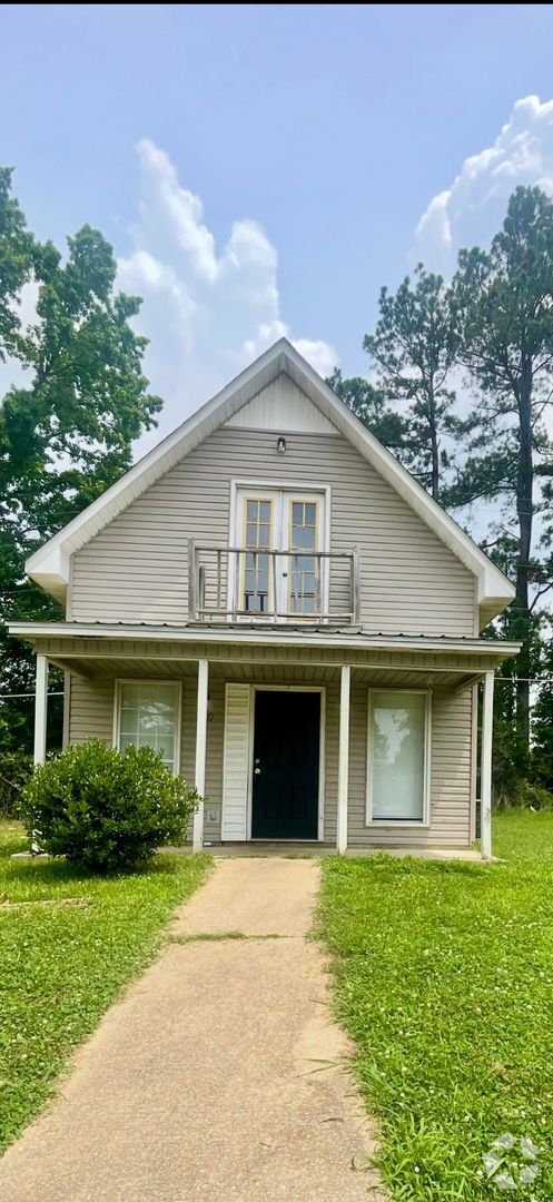 Building Photo - Renovated 3 Bedroom 2 Bath Home for Rent!