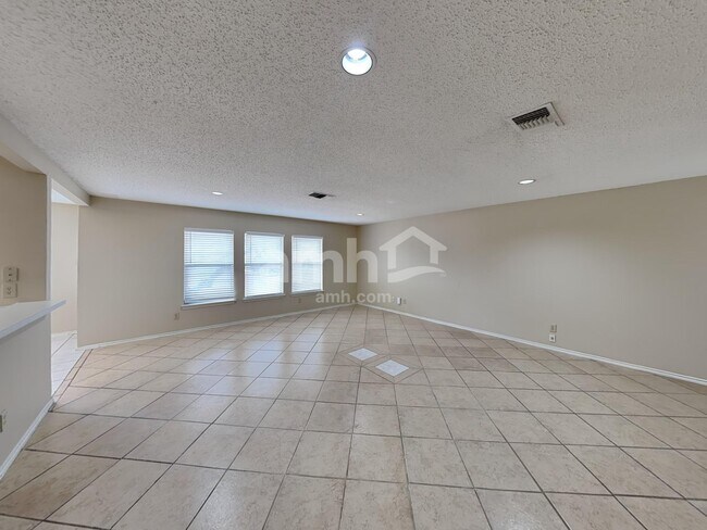 Building Photo - 16635 Blanco Ky