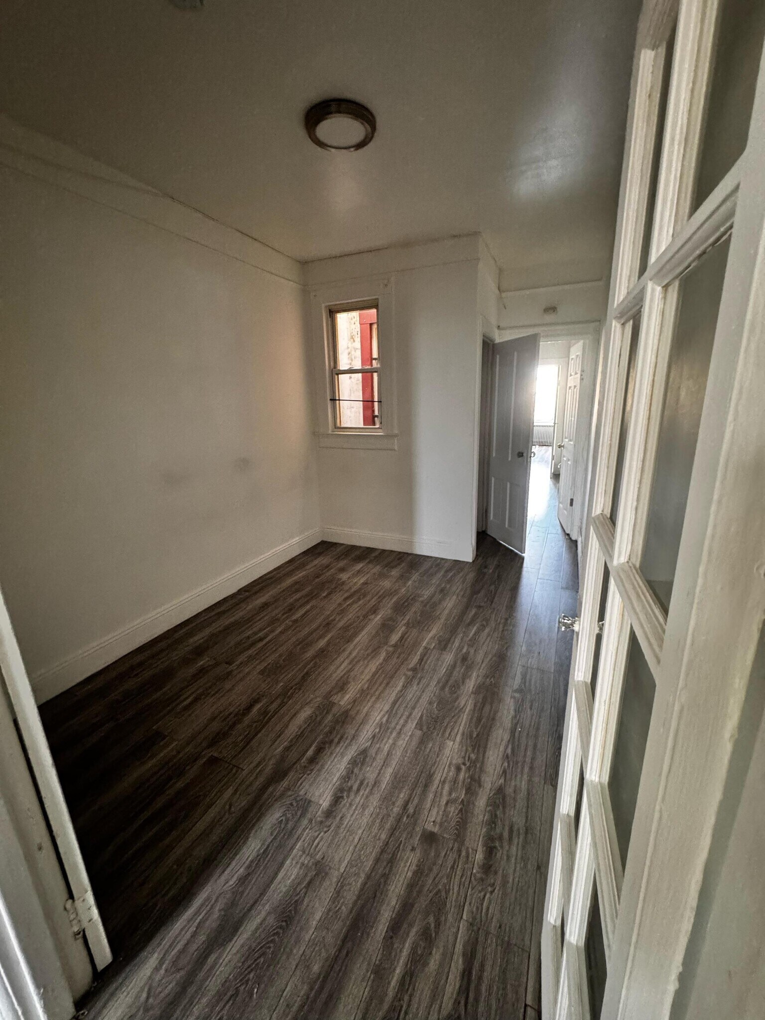 Building Photo - 72 Rose Ave