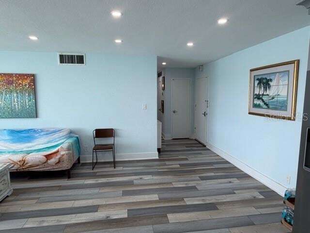 Building Photo - 7200 Sunshine Skyway Ln S