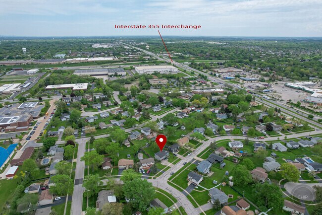 Building Photo - 7215 Larchwood Ln