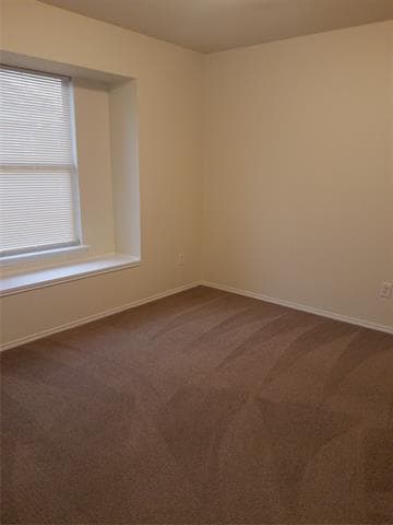 Building Photo - 305 Foreston Dr