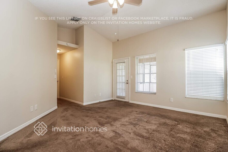 Building Photo - 509 Westborough Ln
