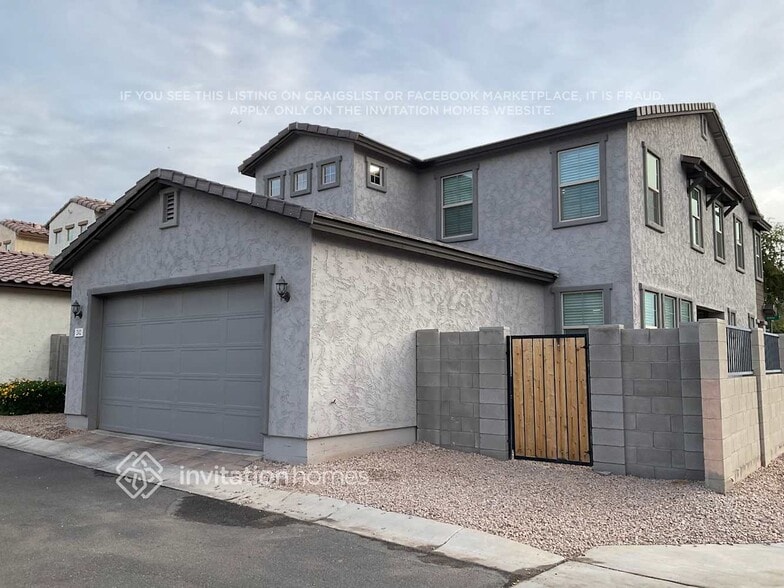 Building Photo - 242 N 69th Pl