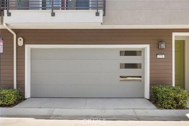 Building Photo - 275 Carmona