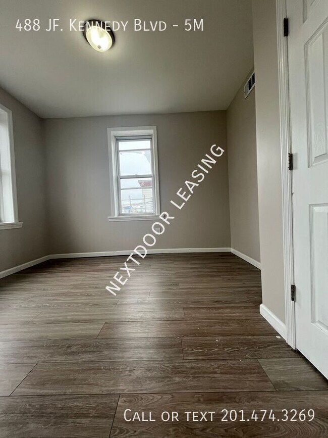 Building Photo - 488 John F. Kennedy Blvd