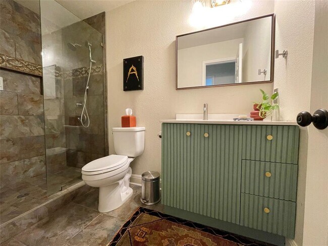 Building Photo - 7018 Crosswood Dr