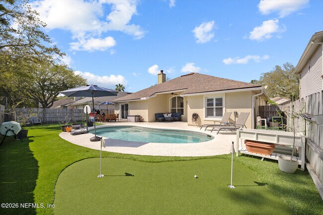 Building Photo - 13948 Spoonbill St N