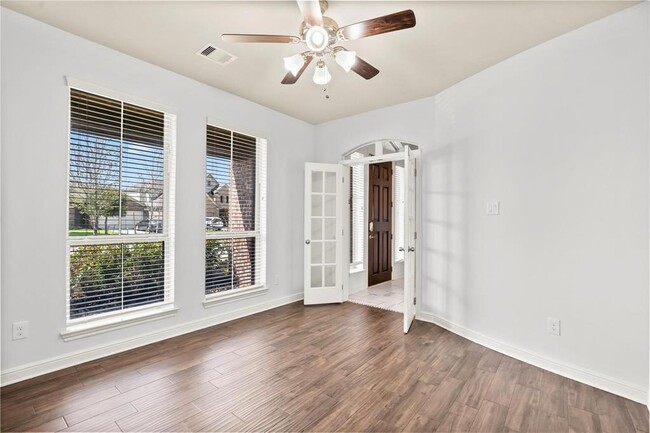 Building Photo - 10126 N Whimbrel Cir