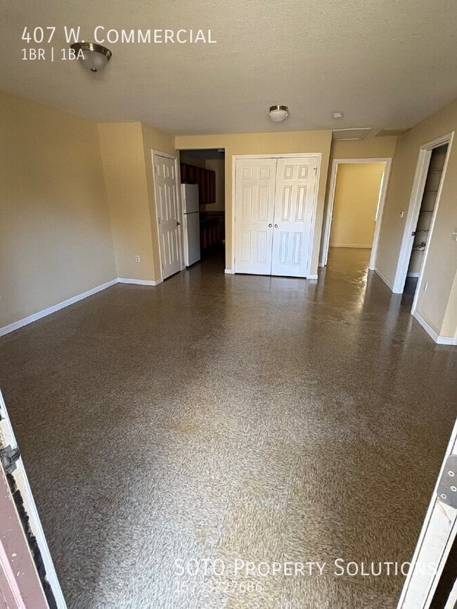 Building Photo - 407 W. Commercial-