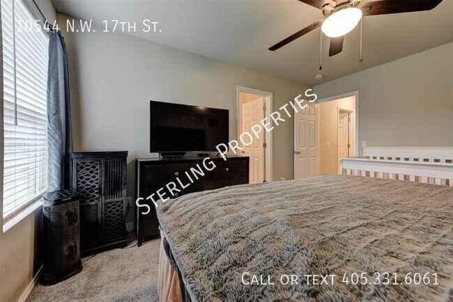 Building Photo - 10544 NW 17th St