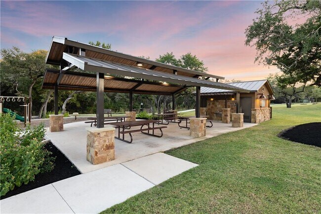Building Photo - 779 Founders Ridge