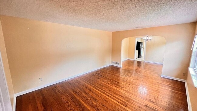 Building Photo - 1807 N Park Ave