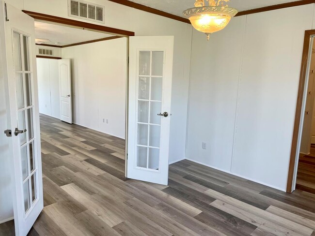 Building Photo - 11582 Charity Ln