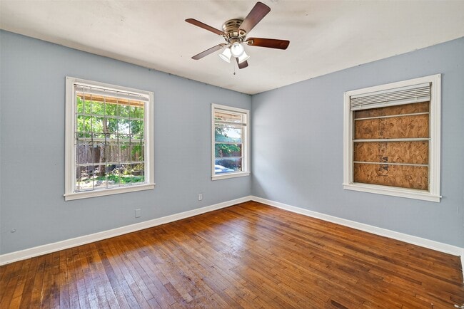Building Photo - 3918 Tavenor Ln